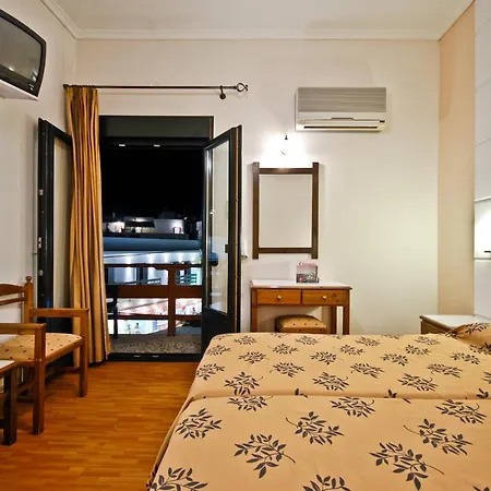 Coronis Hotel