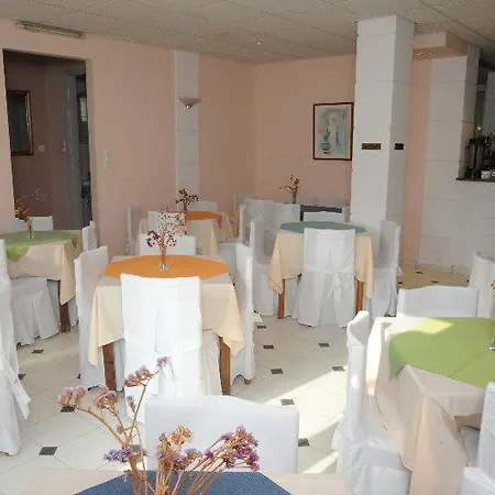 Hotel Coronis 2*