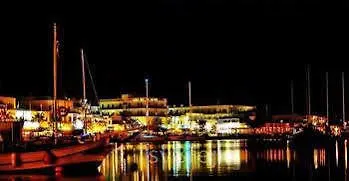 Hotel Coronis