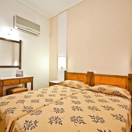 Hotel Coronis 2*