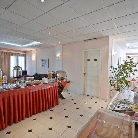 Coronis Hotel