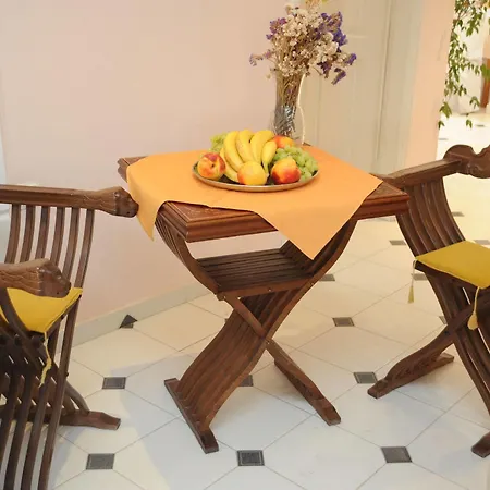 Hotel Coronis