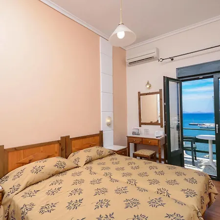 Coronis מלון Naxos City