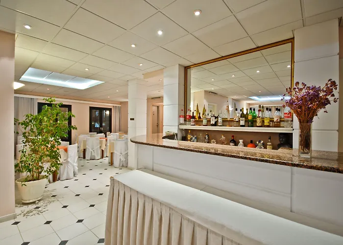 κορωνίς Naxos City