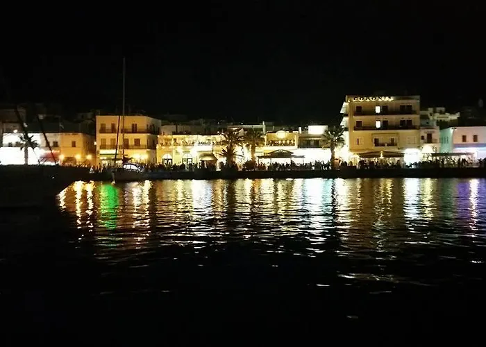 κορωνίς 2* Naxos City