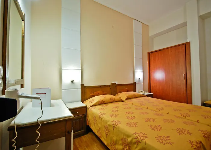 Ξενοδοχείο κορωνίς 2*